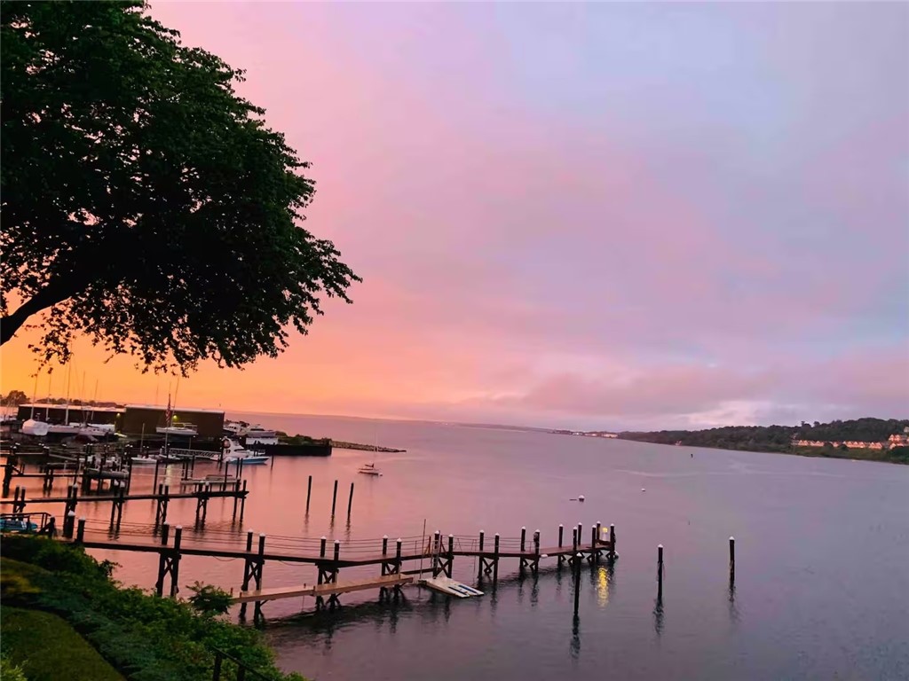 161 Narragansett Boulevard