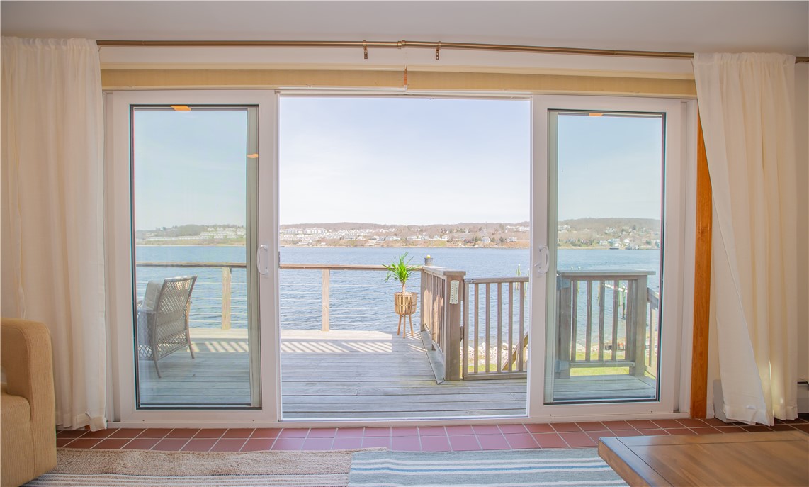 161 Narragansett Boulevard