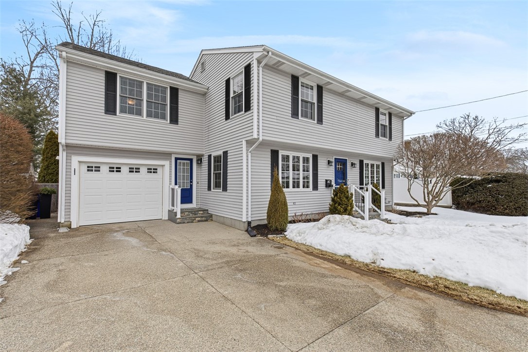 40 Weeden Avenue