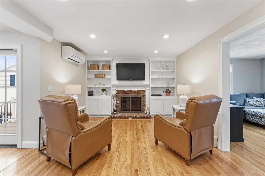40 Weeden Avenue