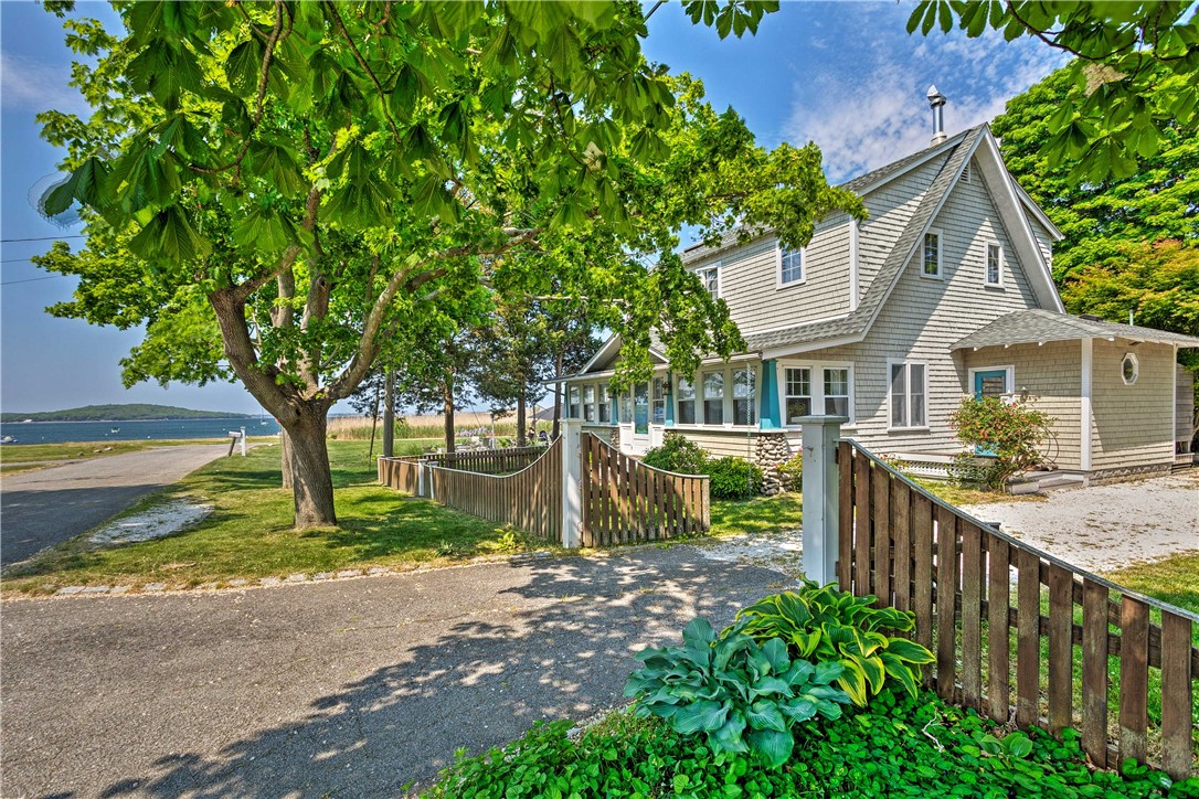 129 Dighton Avenue