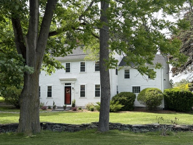 417 Middle Road