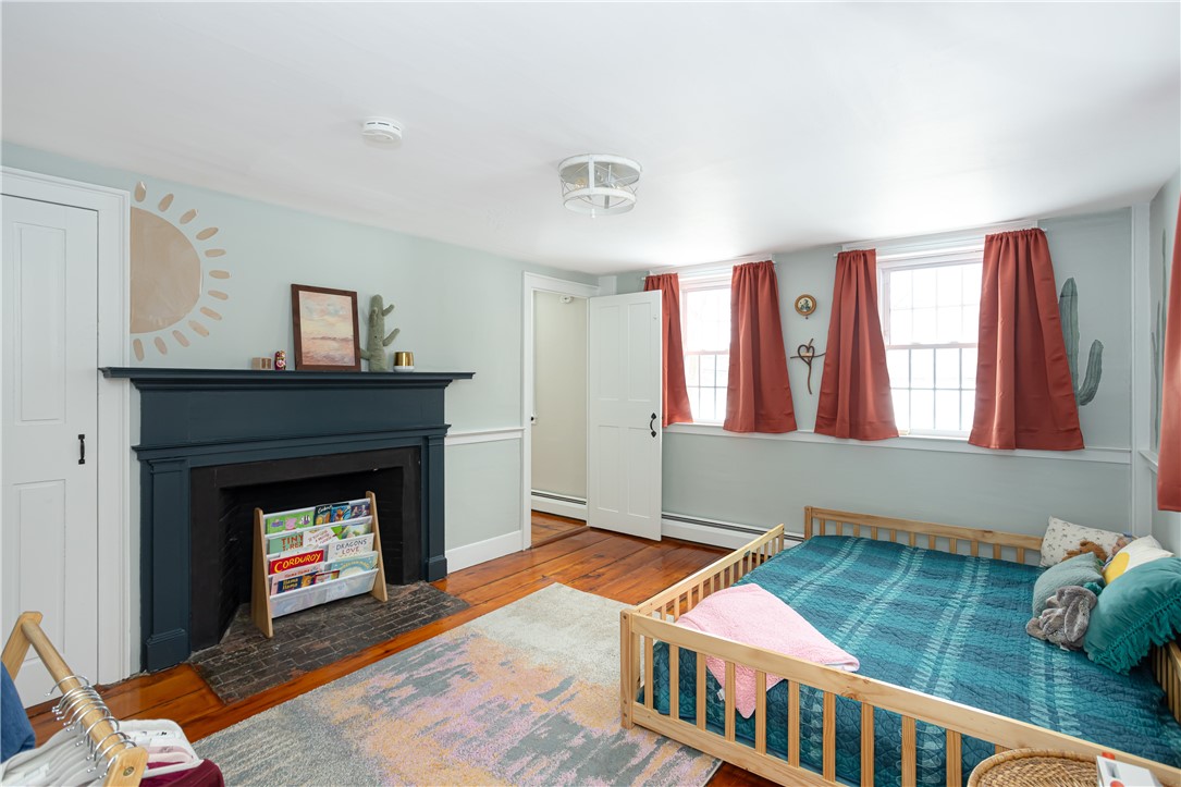 417 Middle Road