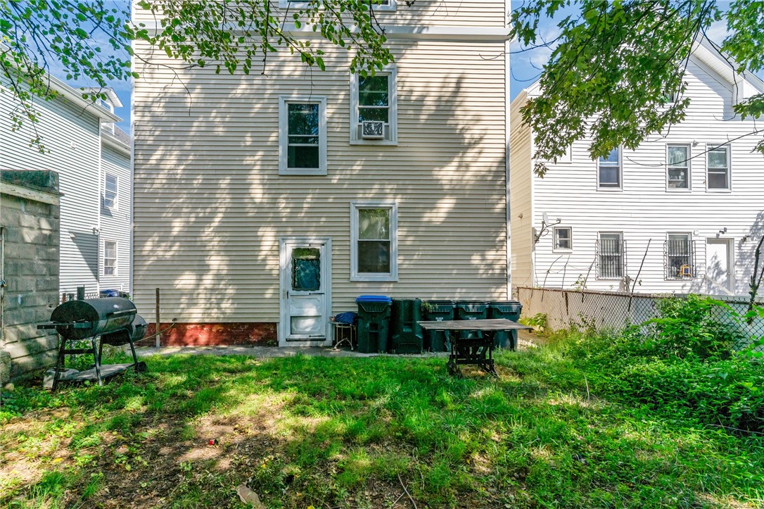16 Ruggles Street