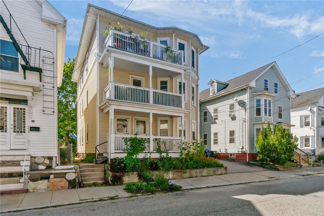 16 Ruggles Street