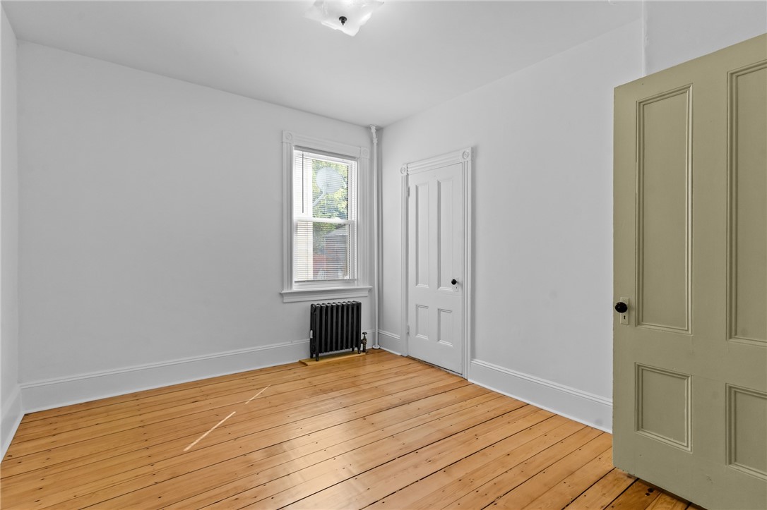 16 Ruggles Street