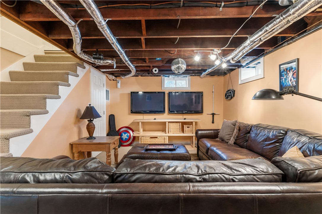 24 Hyland Avenue