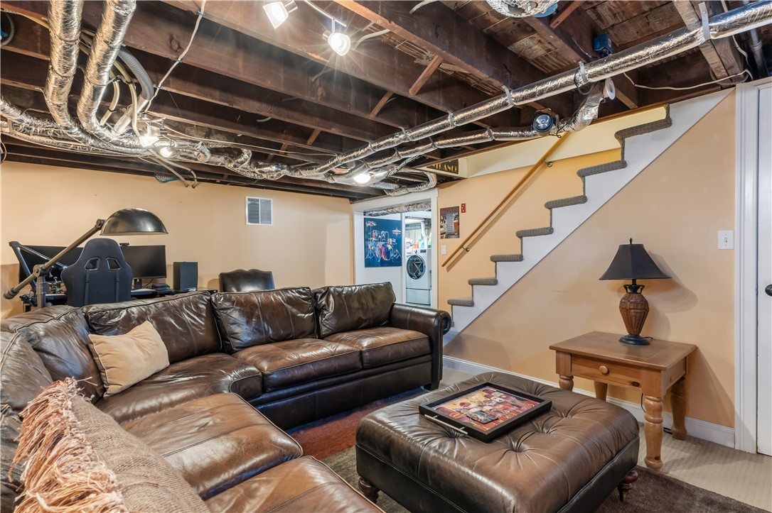 24 Hyland Avenue