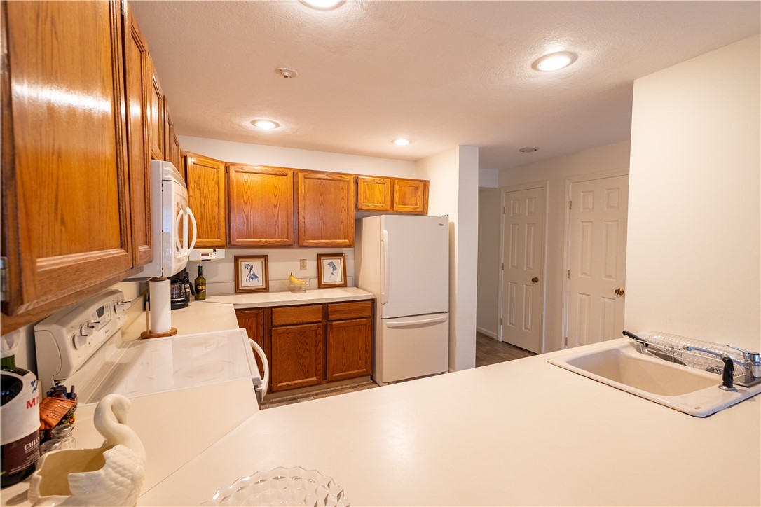 3524 West Shore Road 215