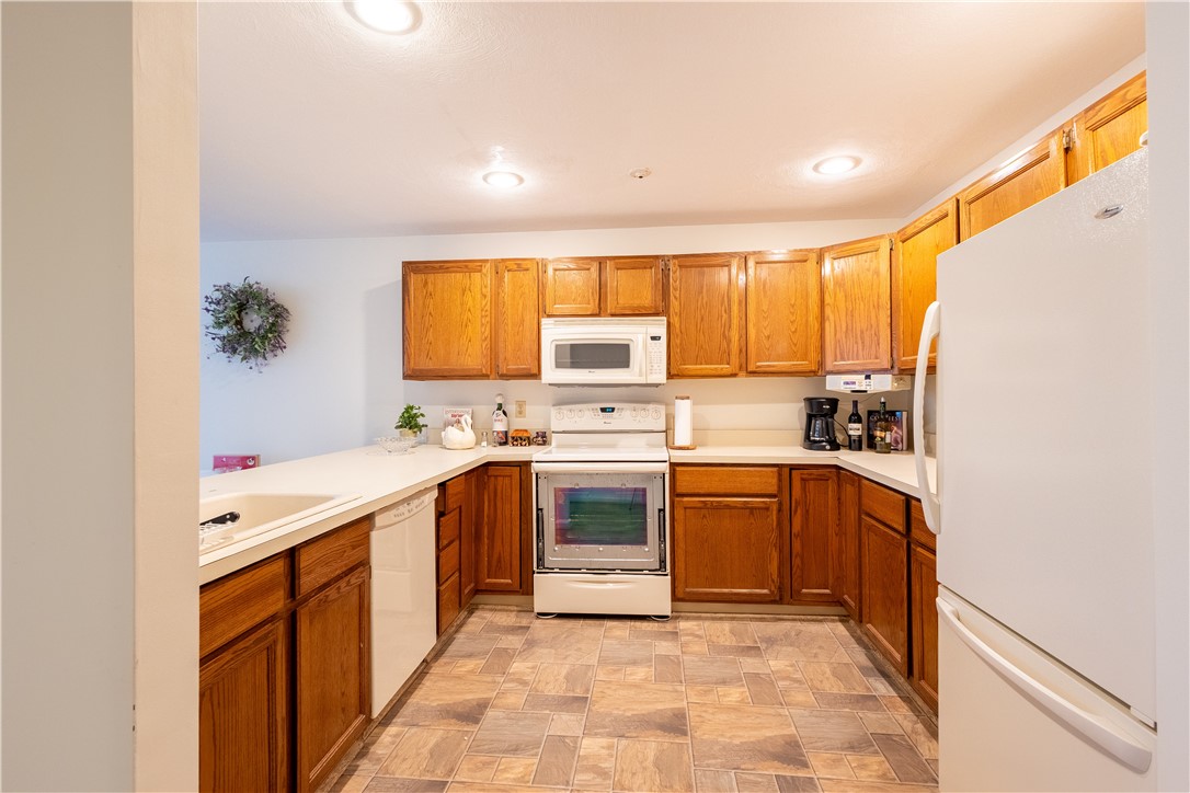 3524 West Shore Road 215