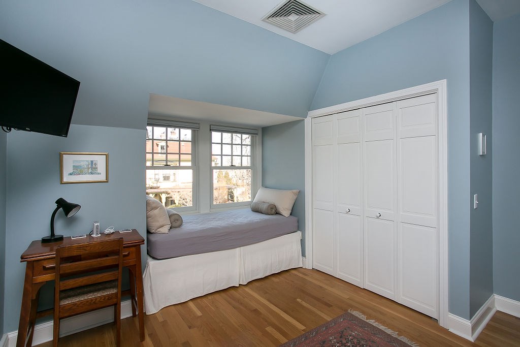 1 Seaview Avenue 5