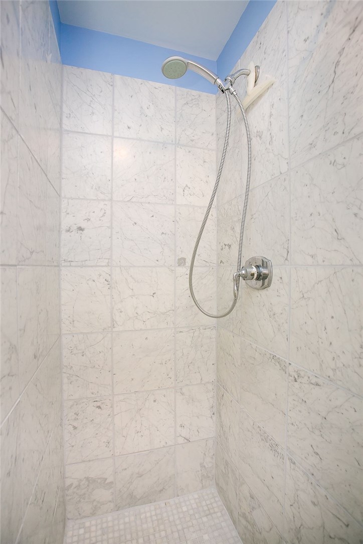 1 Seaview Avenue 5