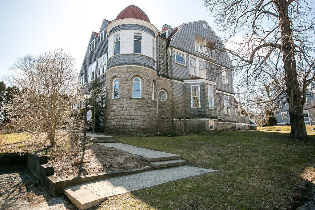 1 Seaview Avenue 5