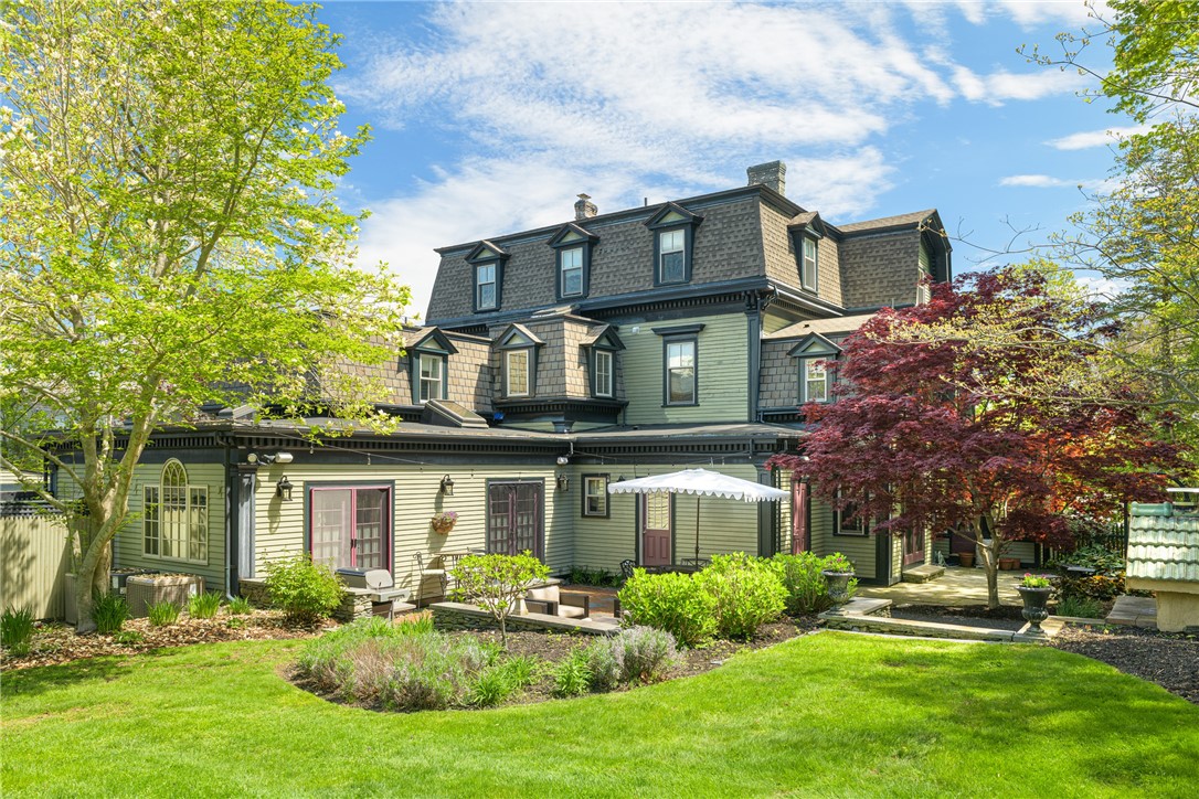 287 Gibbs Avenue