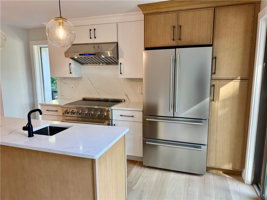 280 West Reach Drive