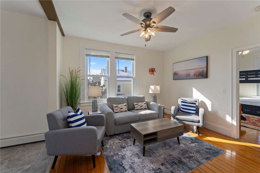 15 Narragansett Avenue 2