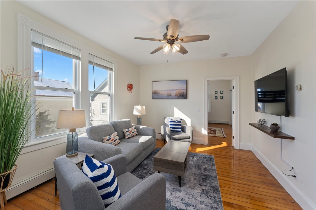 15 Narragansett Avenue 2
