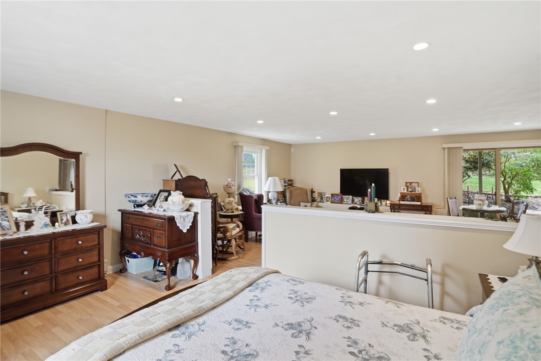 24 Sandy Lane