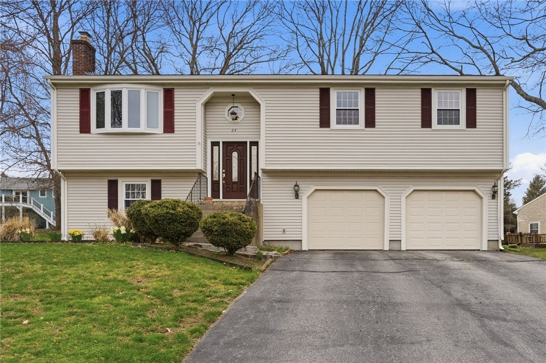 24 Sandy Lane