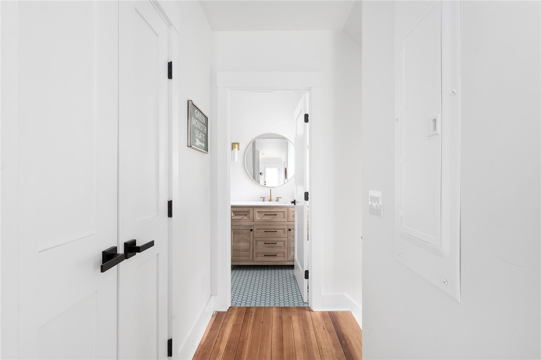 69 Connection Street