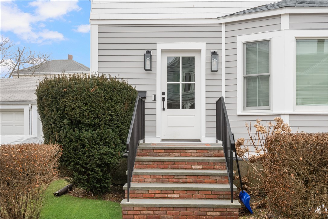 69 Connection Street