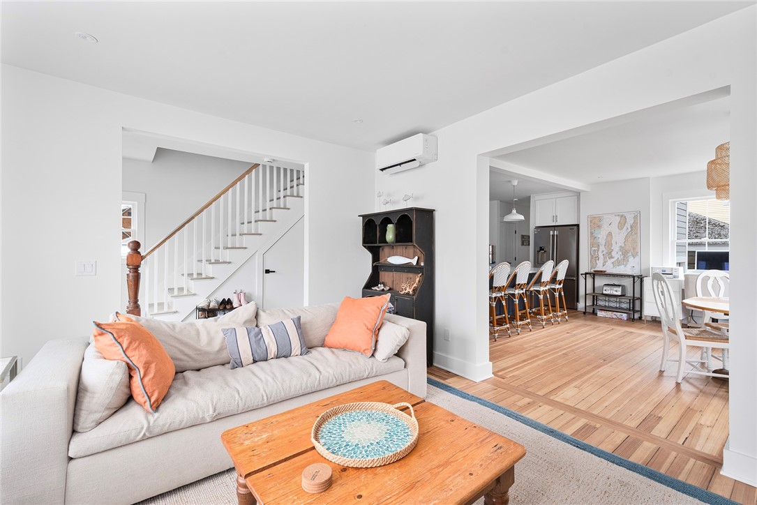 69 Connection Street