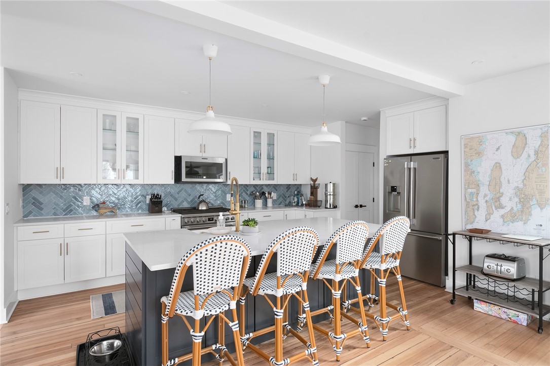 69 Connection Street