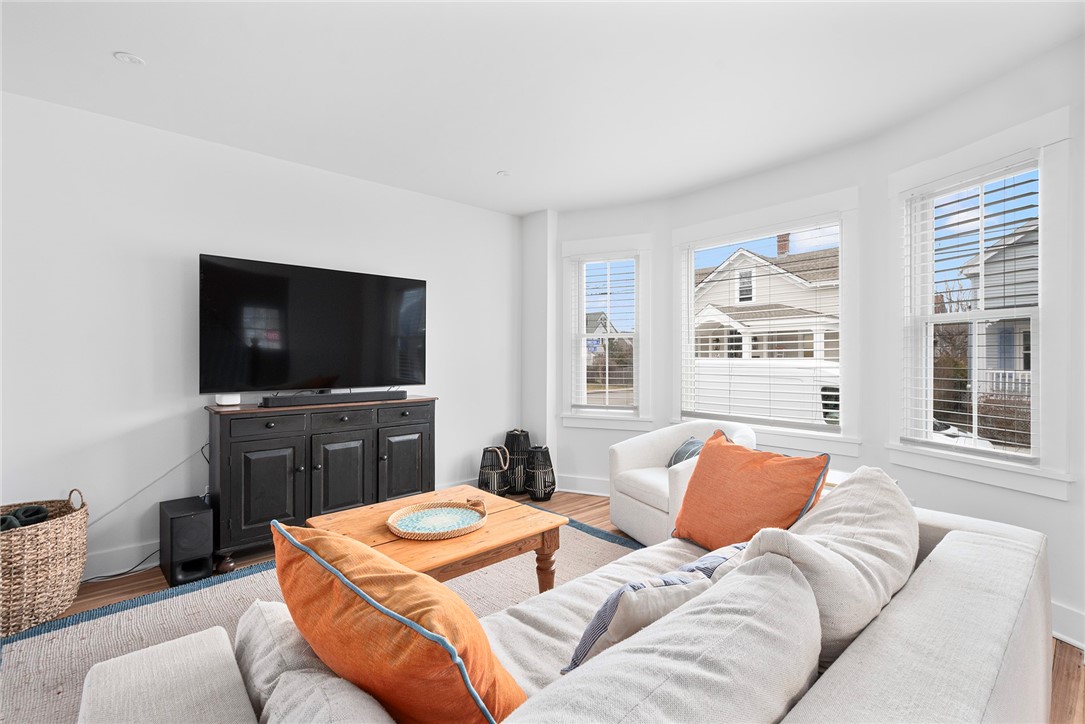 69 Connection Street