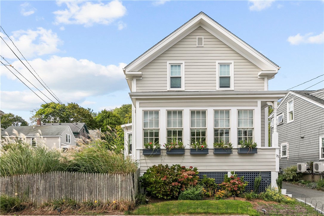 75 Roseneath Avenue