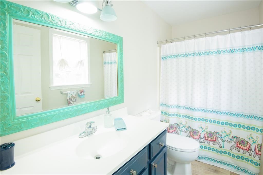 663 Aquidneck Avenue