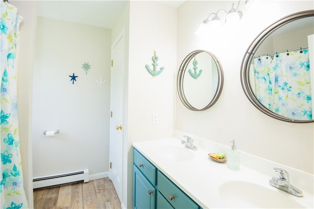 663 Aquidneck Avenue