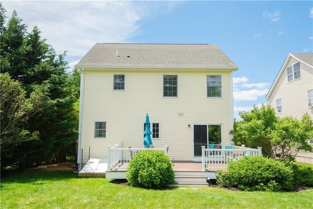 663 Aquidneck Avenue