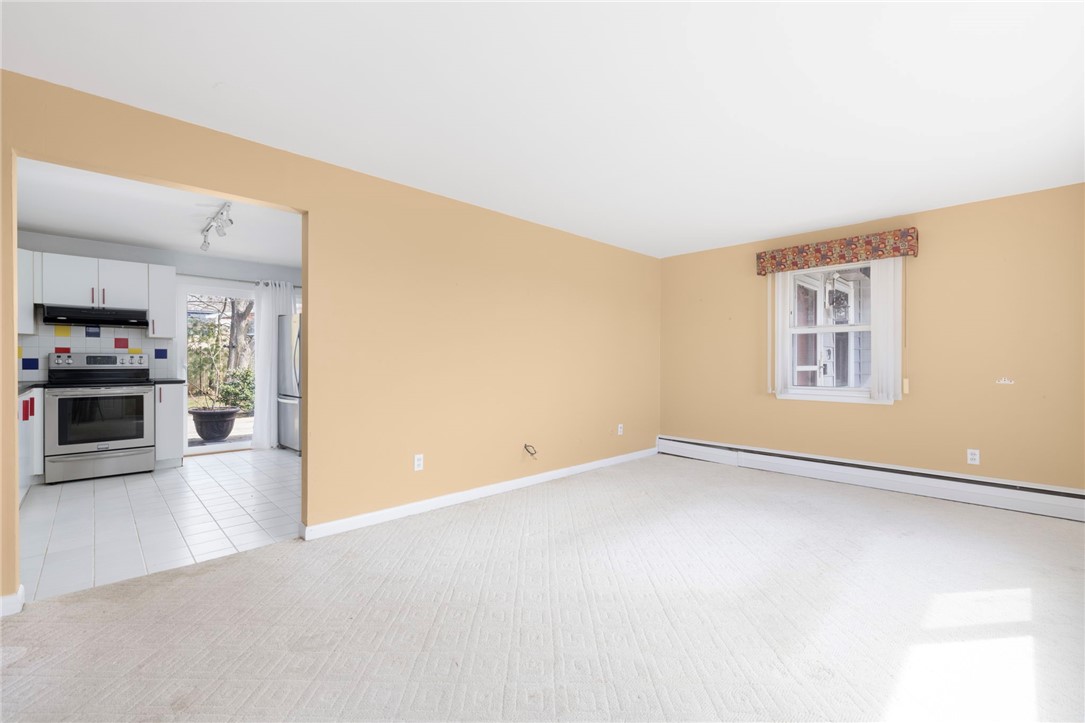 9 Spruce Avenue