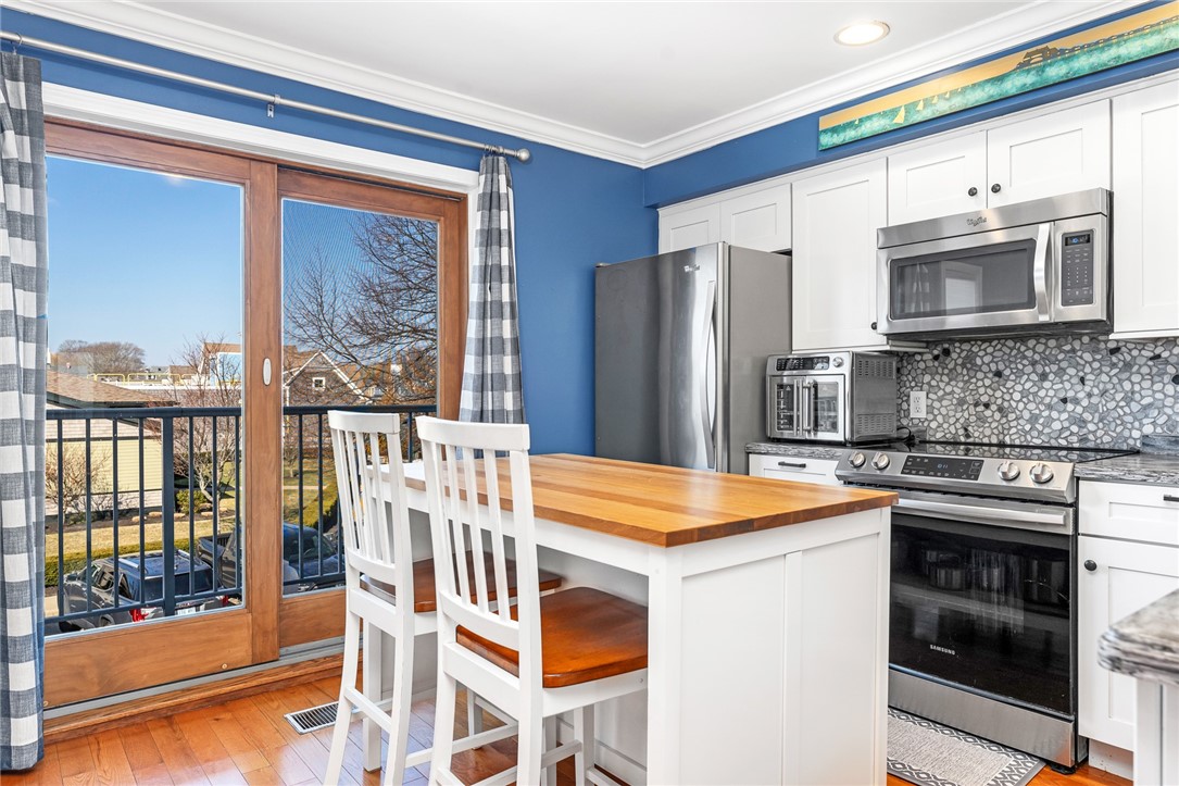 10 Pier Market Place 10