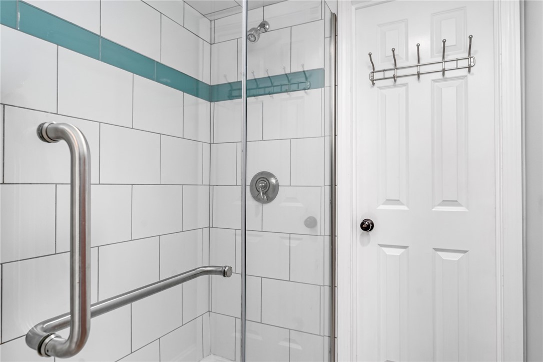 10 Pier Market Place 10