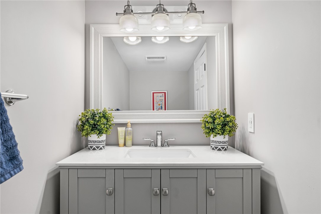 10 Pier Market Place 10