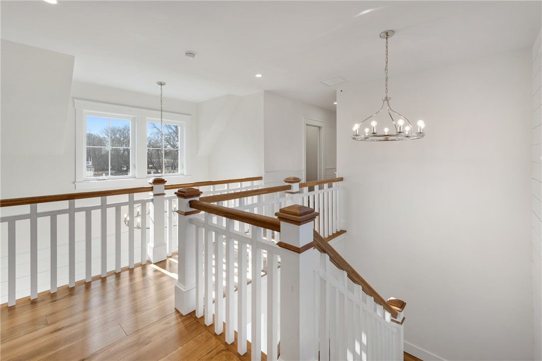 1 Knowlton Court