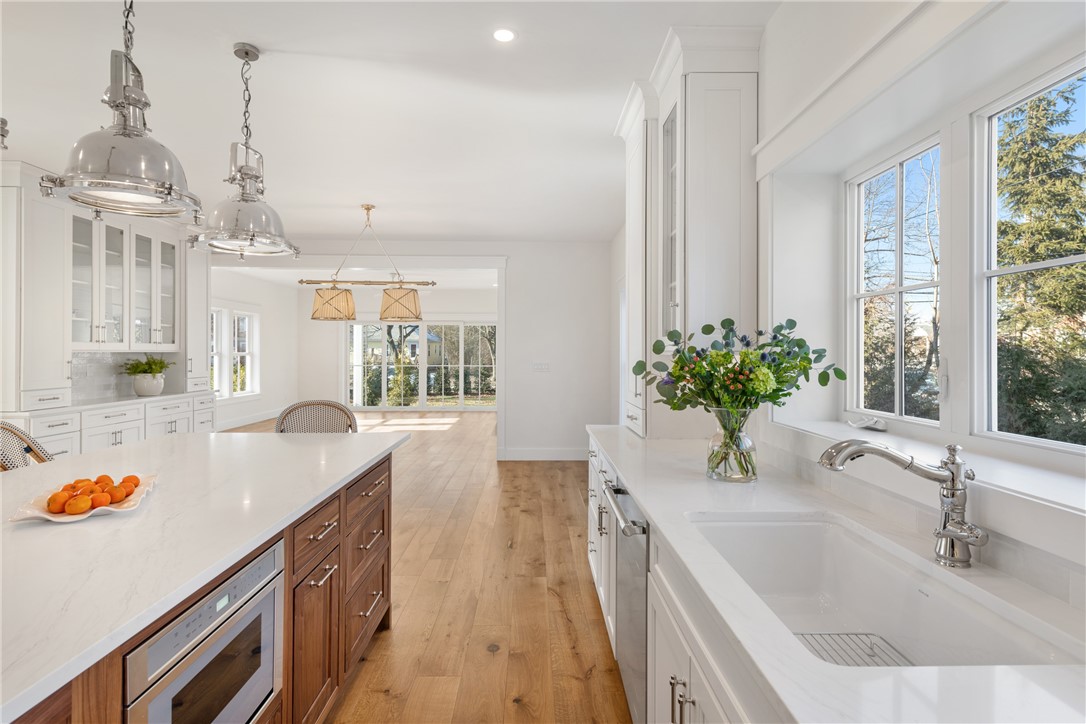 1 Knowlton Court