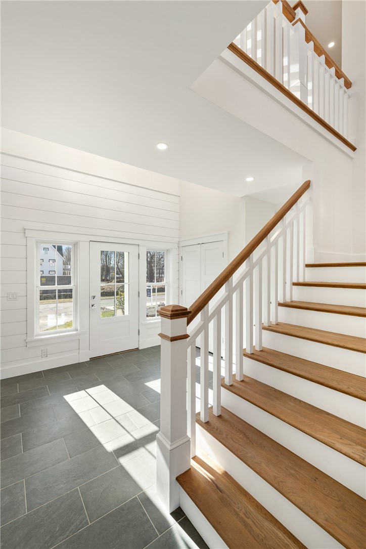 1 Knowlton Court
