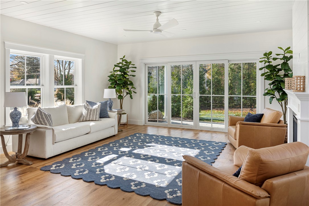 1 Knowlton Court