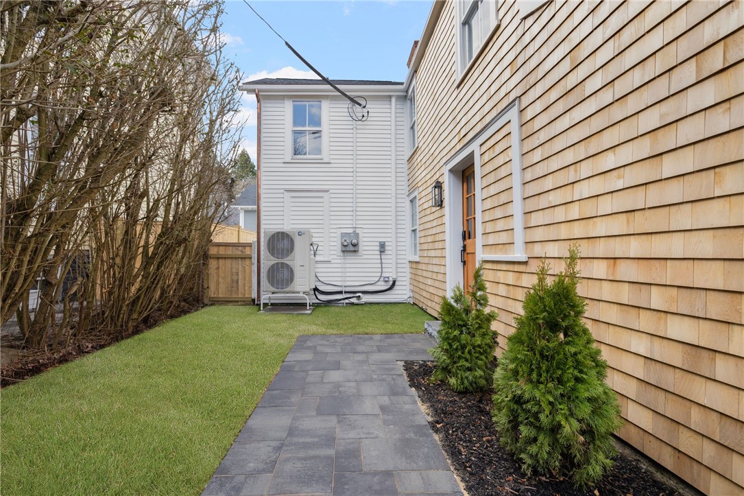 14 Sherman Street