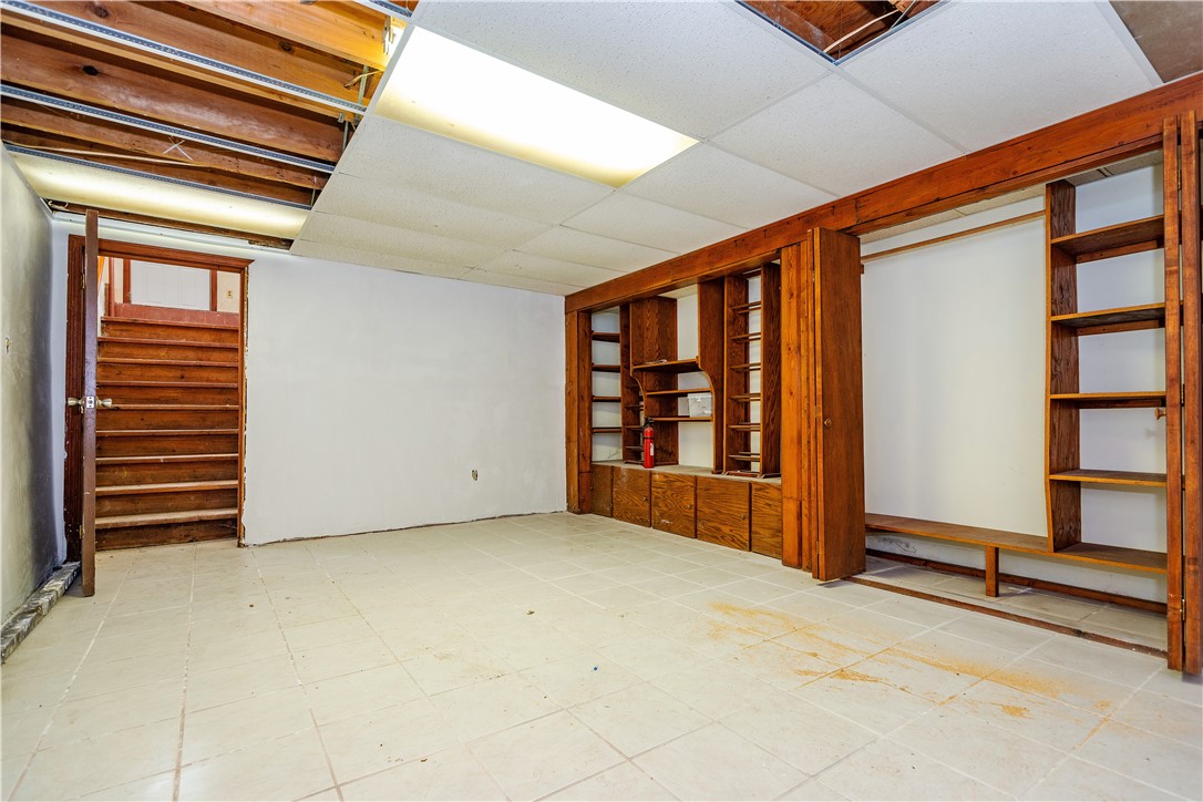 586 Child Street