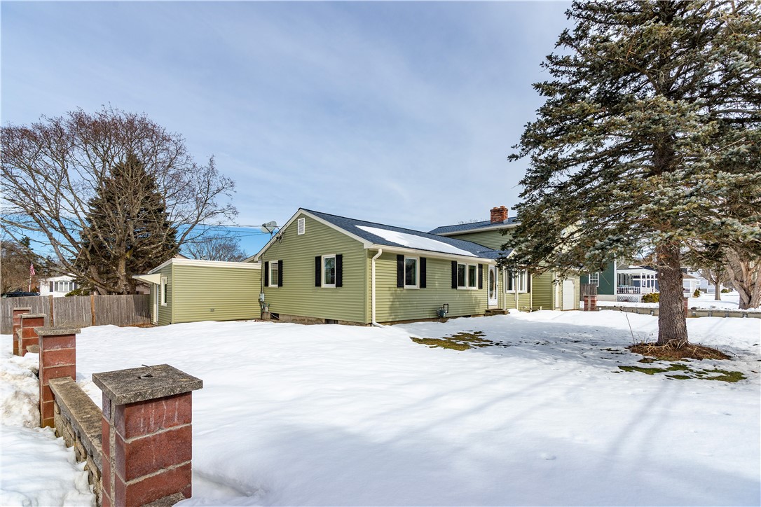 586 Child Street