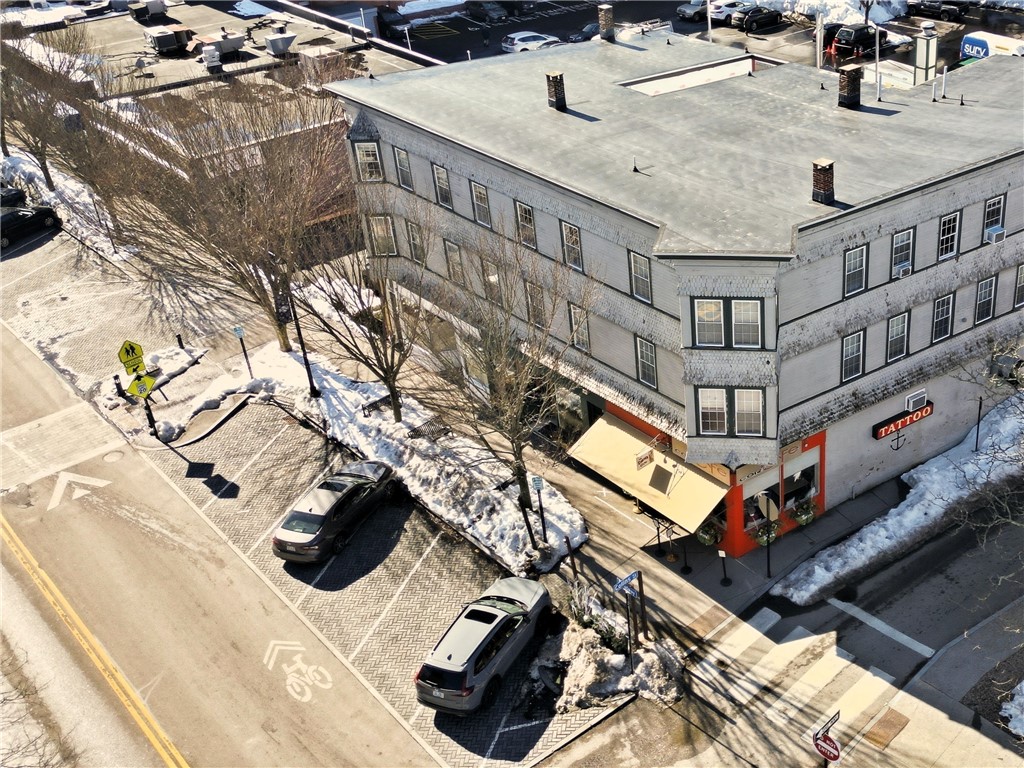 102 Broadway 2B