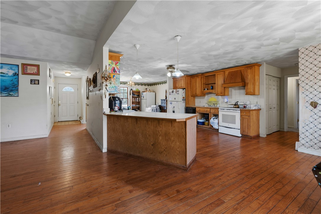 40 Fleetwood Drive