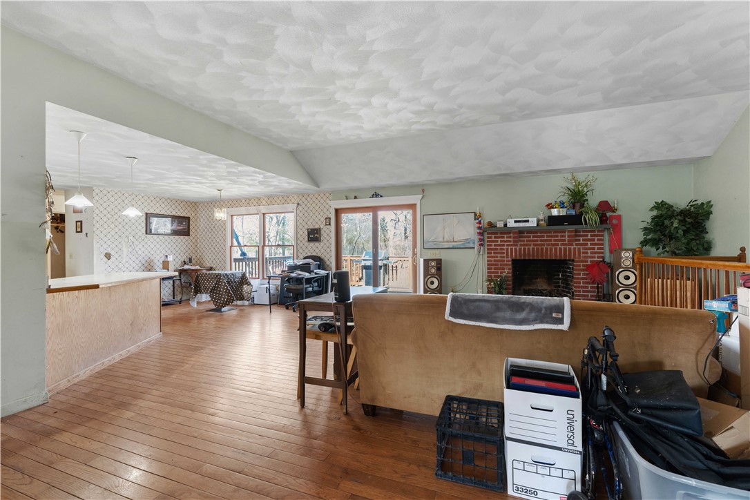 40 Fleetwood Drive
