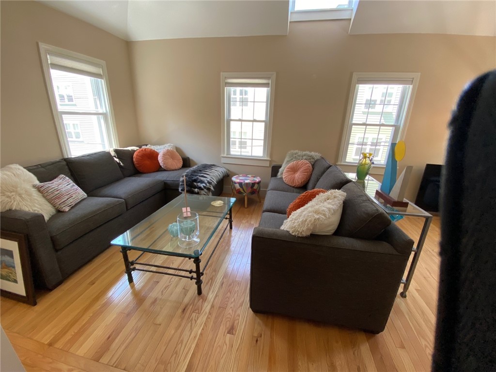 33 Dennison Street 2