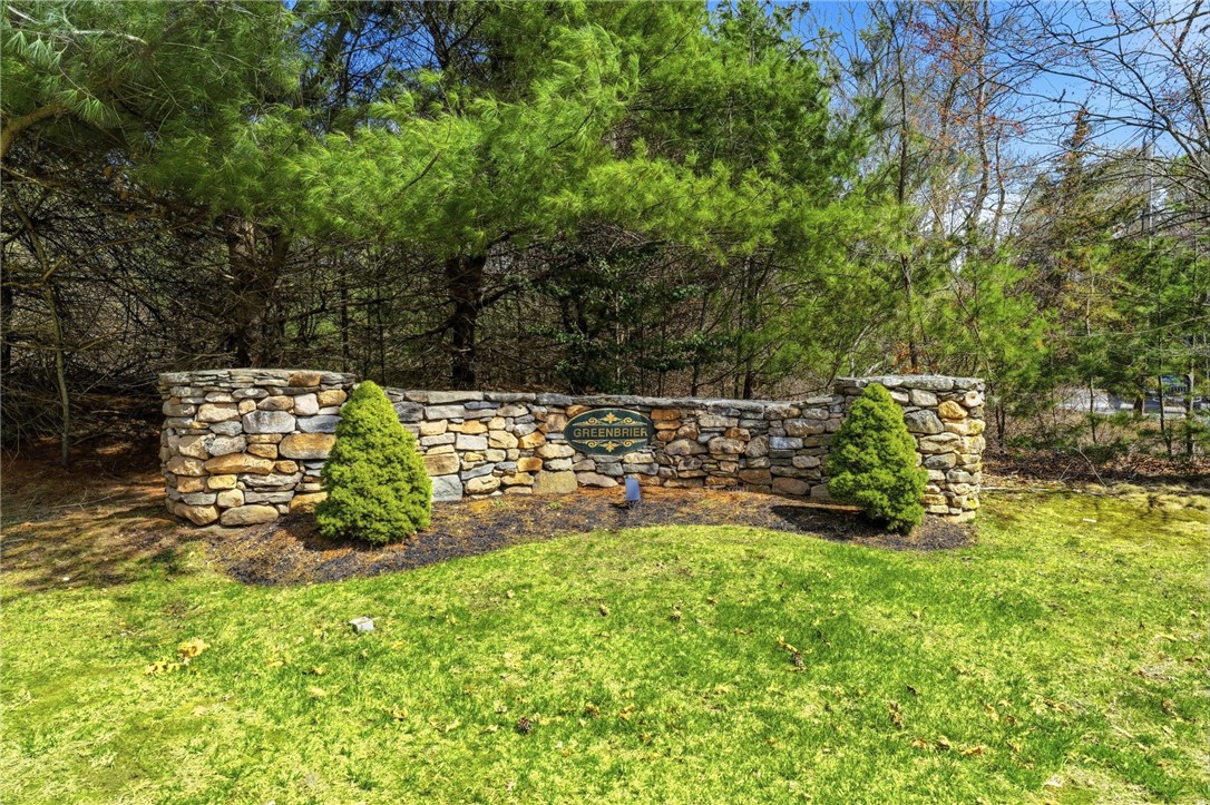 50 Greenbrier Circle