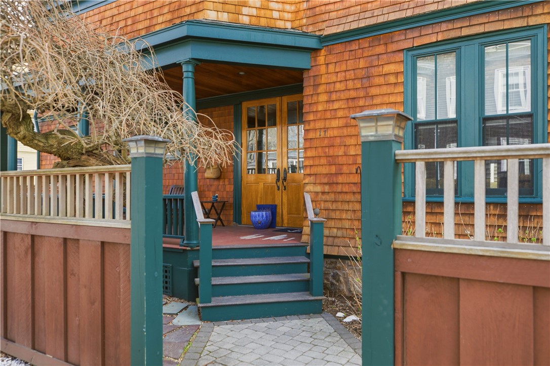 17 Lincoln Street