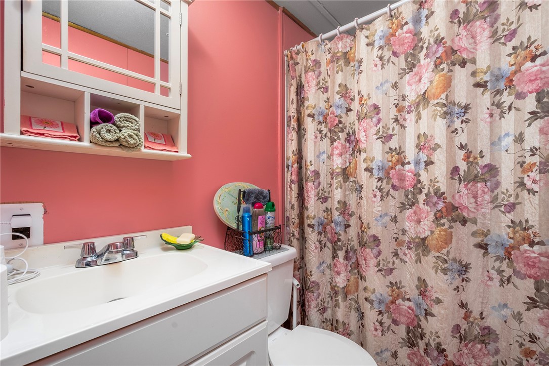 719 Forest Park
